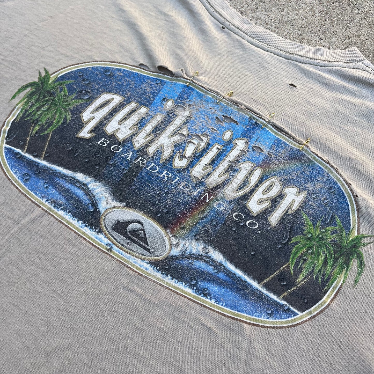 1990s Thrashed Quiksilver Tee